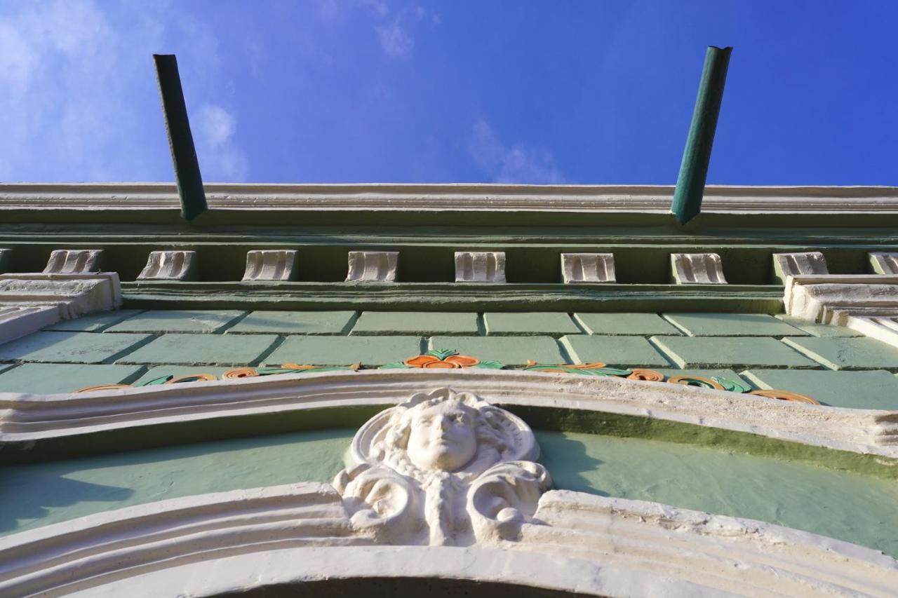Casa 1881 Hotel Riobamba Bagian luar foto