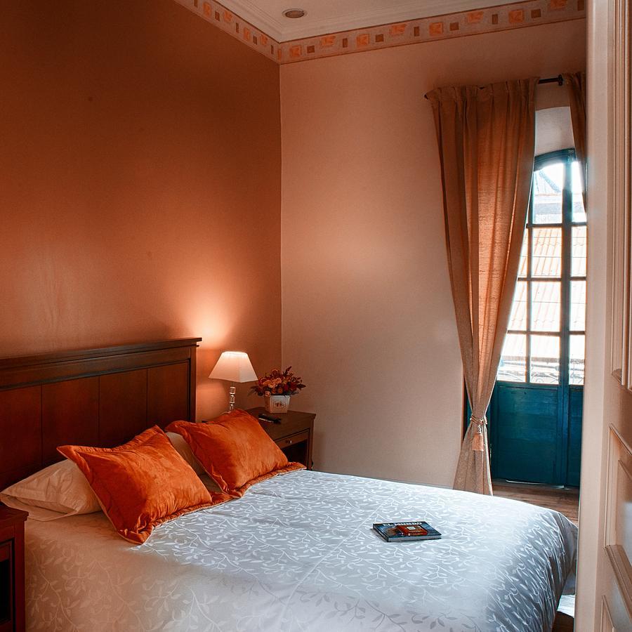 Casa 1881 Hotel Riobamba Bagian luar foto